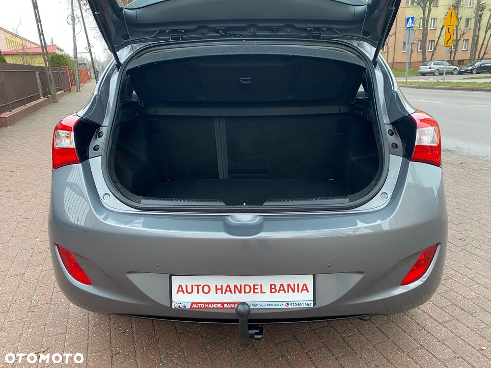 Hyundai i30 blue 1.6 GDI Trend - 8