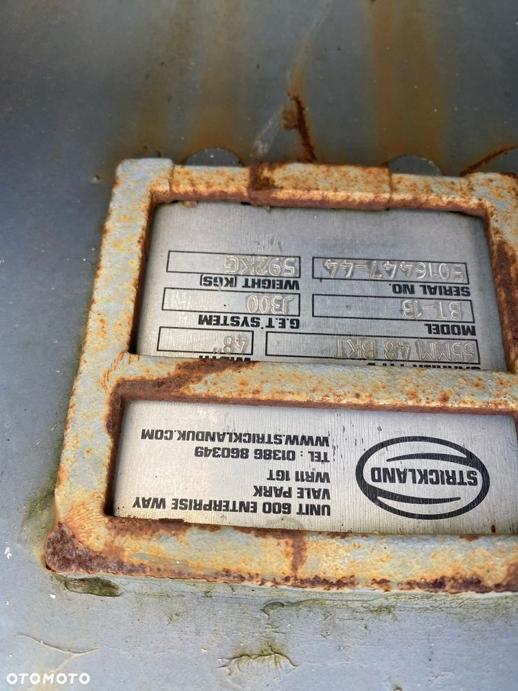 Inny łyżki Strickland + łyżka skarpowa Titan 1800 mm + widły paletowe wszystko nowe - 5