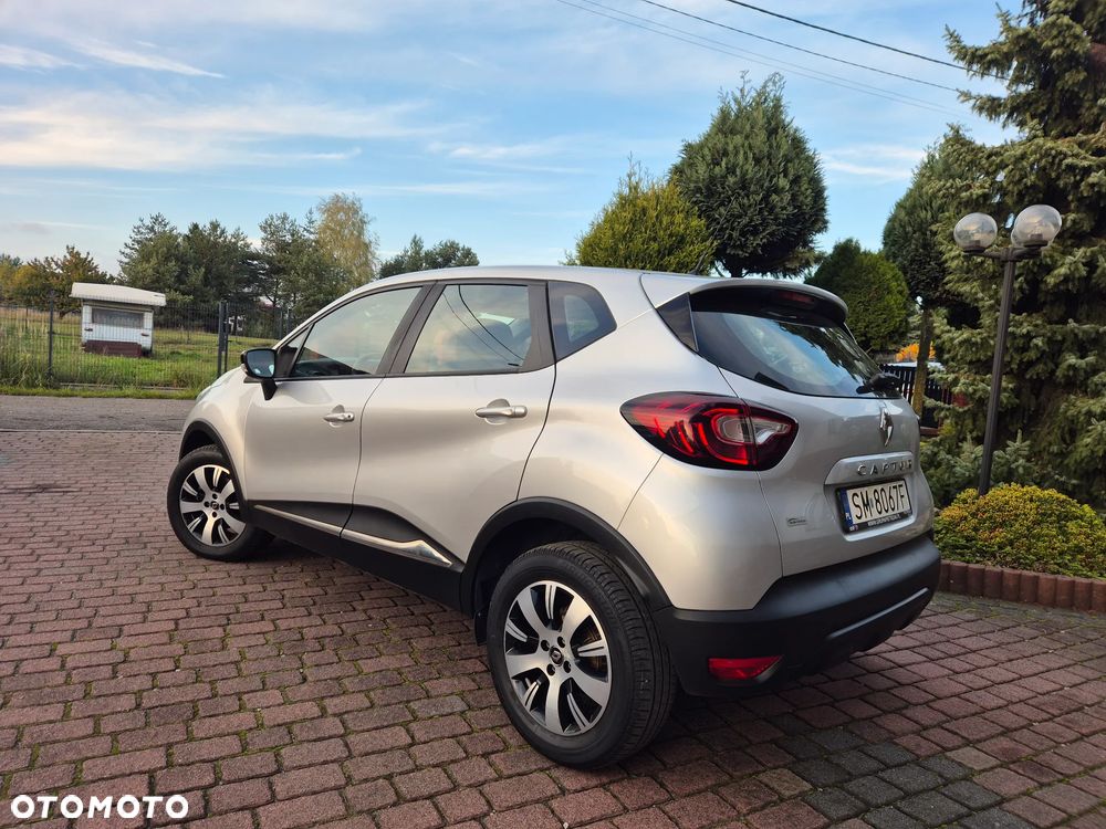 Renault Captur 2017 photo 2
