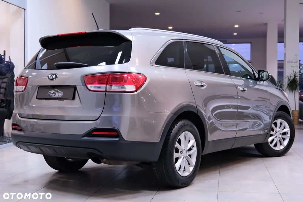 Kia Sorento 2.4 GDI AWD Vision - 10
