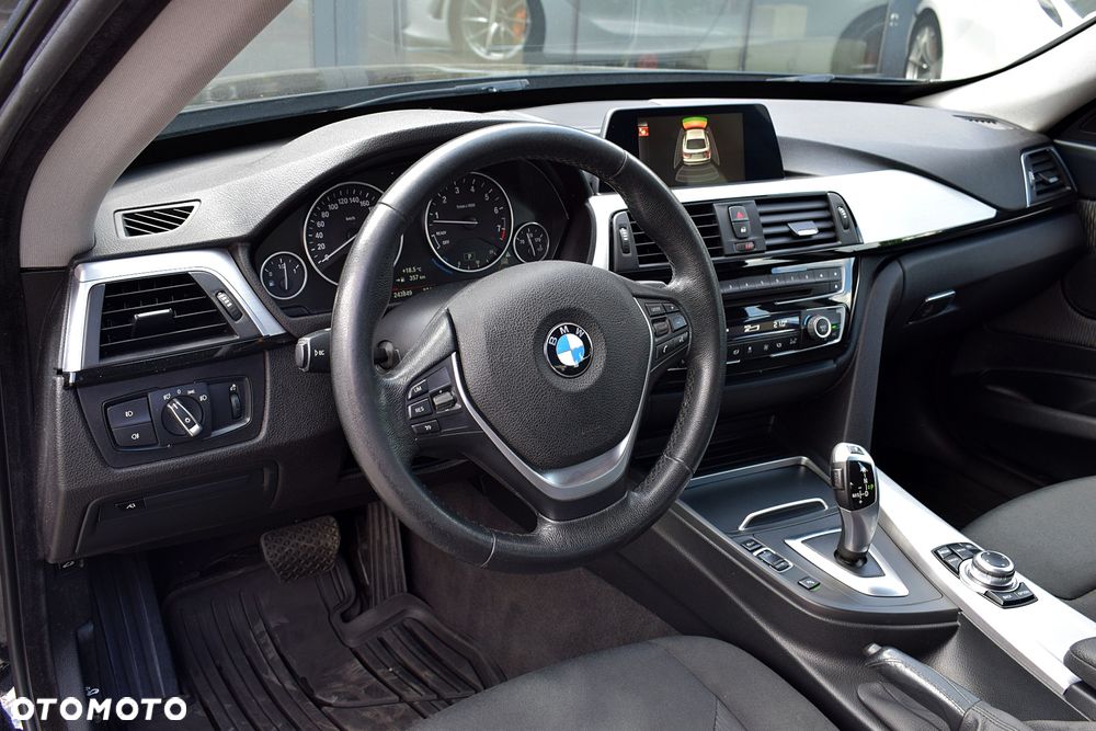 BMW 3GT 320i xDrive - 5