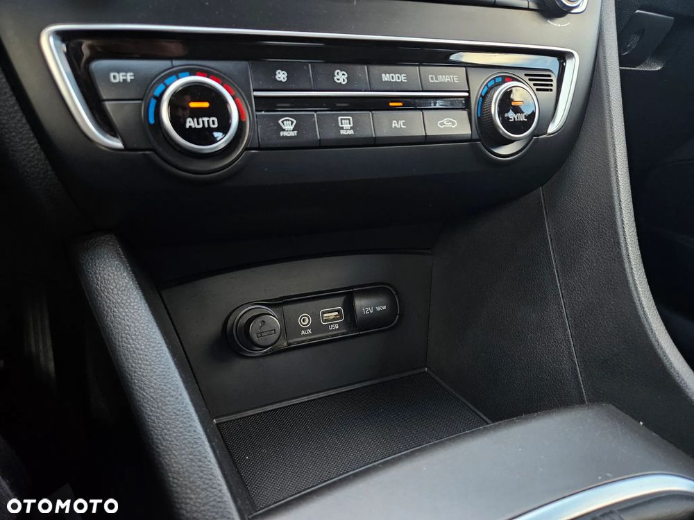 Kia Optima 2.0 M - 20