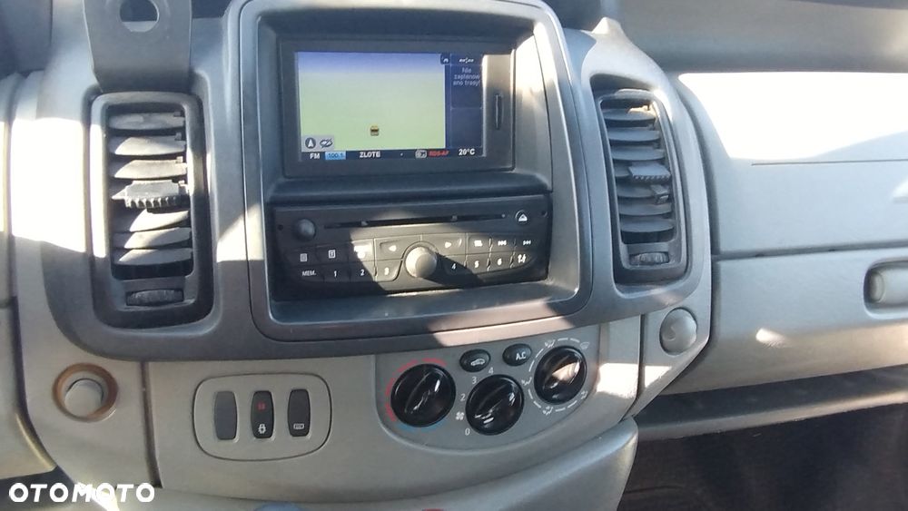 Renault Trafic - 14