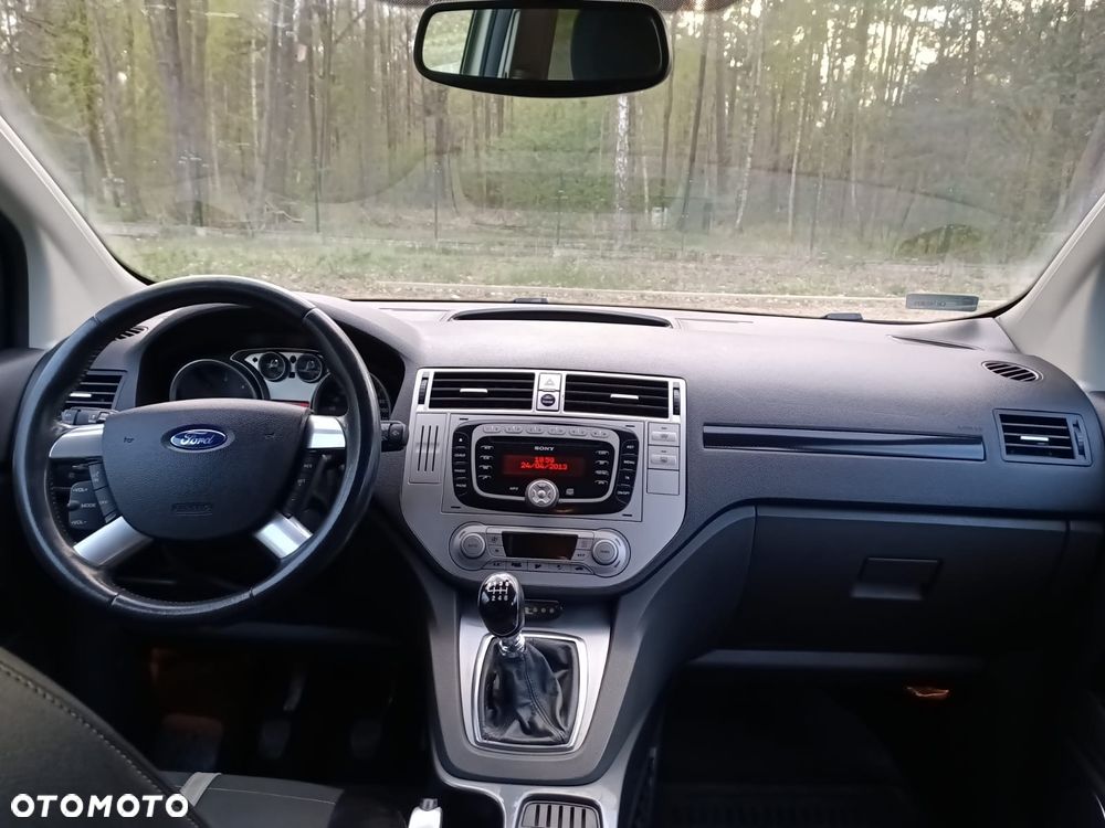 Ford Kuga 2.0 TDCi Titanium - 6