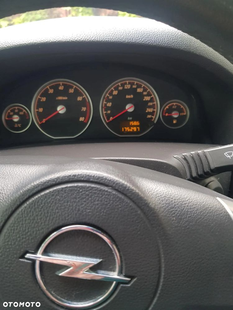 Opel Vectra 1.8 GTS - 10