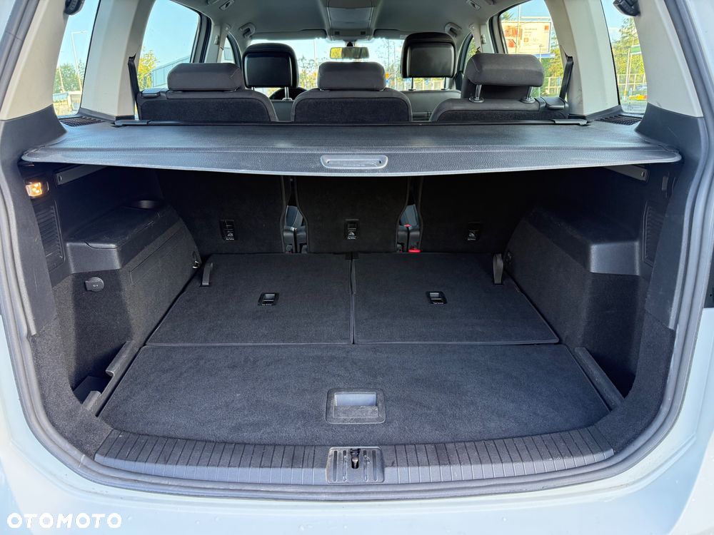 Volkswagen Touran 1.6 TDI SCR (BlueMotion Technology) Comfortline - 16
