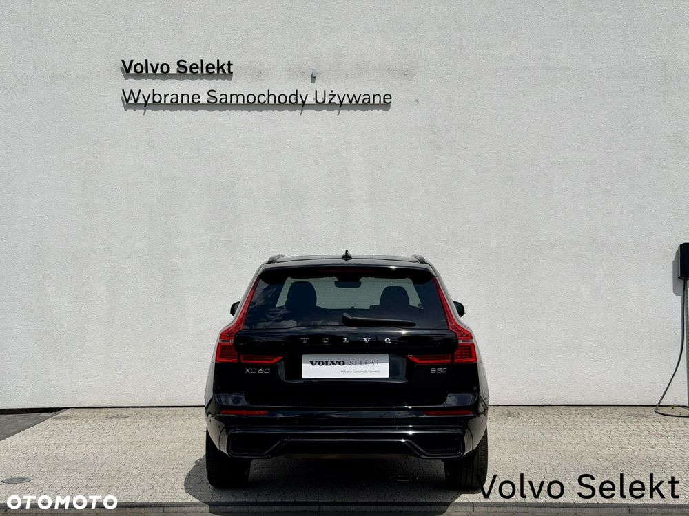 Volvo XC 60 B5 B AWD Ultimate Dark - 9