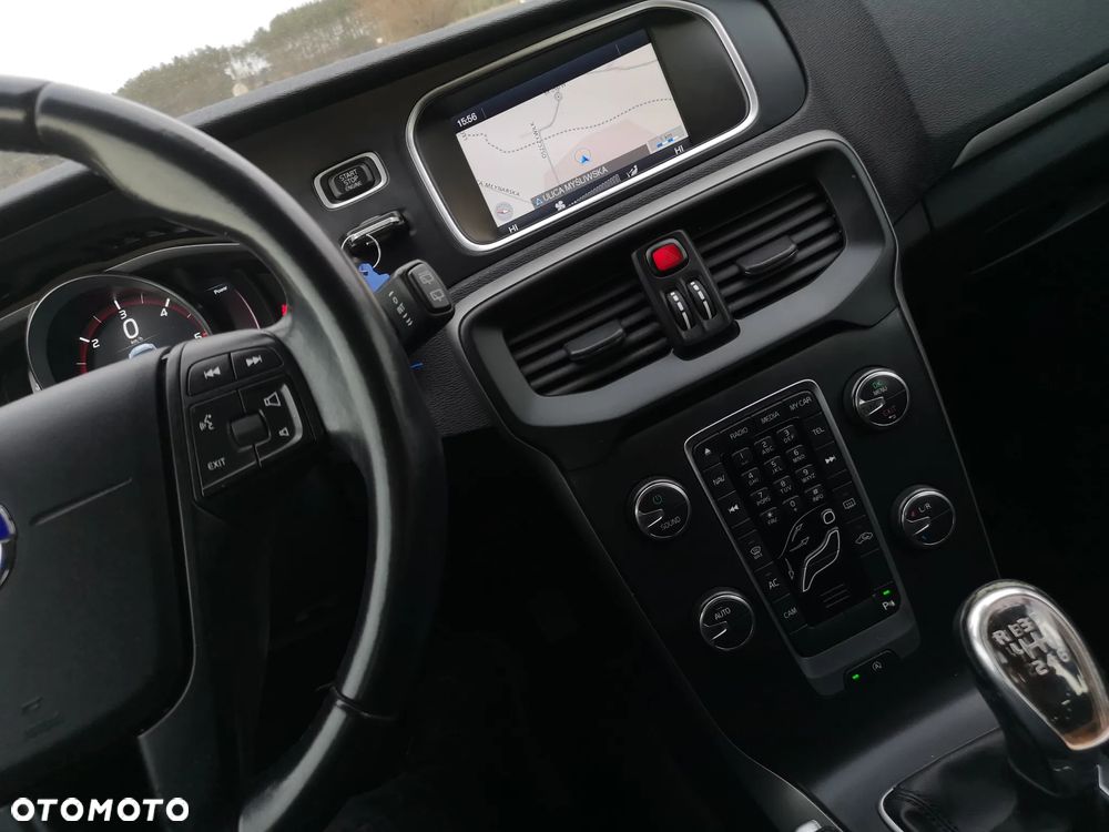 Volvo V40 D2 Ocean Race - 9