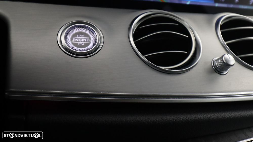 Mercedes-Benz E 300 de Avantgarde - 23