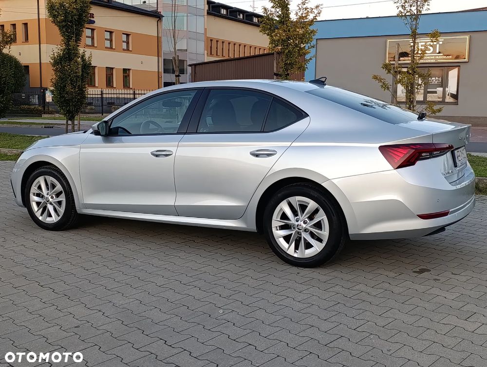 Skoda Octavia 1.5 TSI ACT Ambition - 8