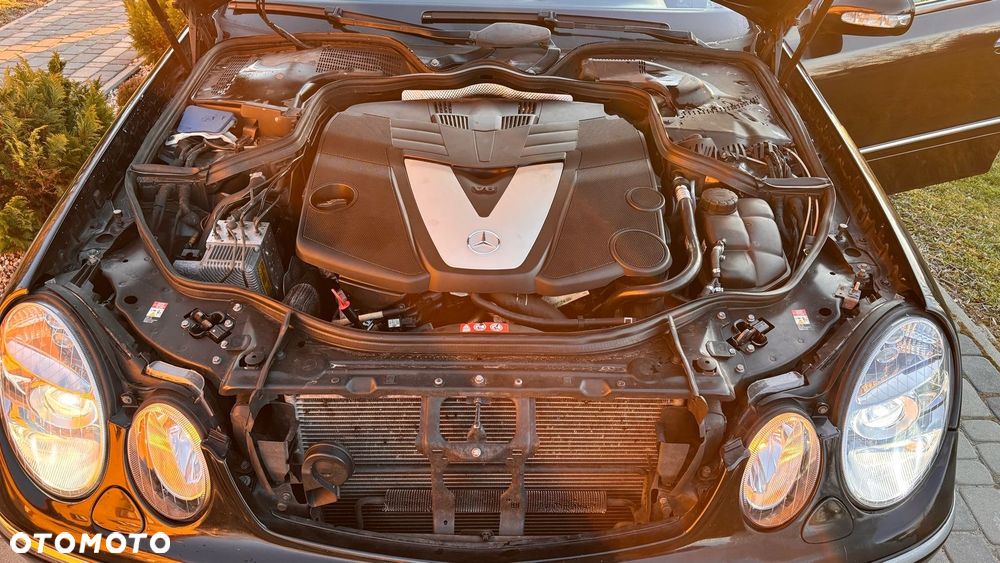 Mercedes-Benz Klasa E 320 CDI 4-Matic T Avantgarde - 4