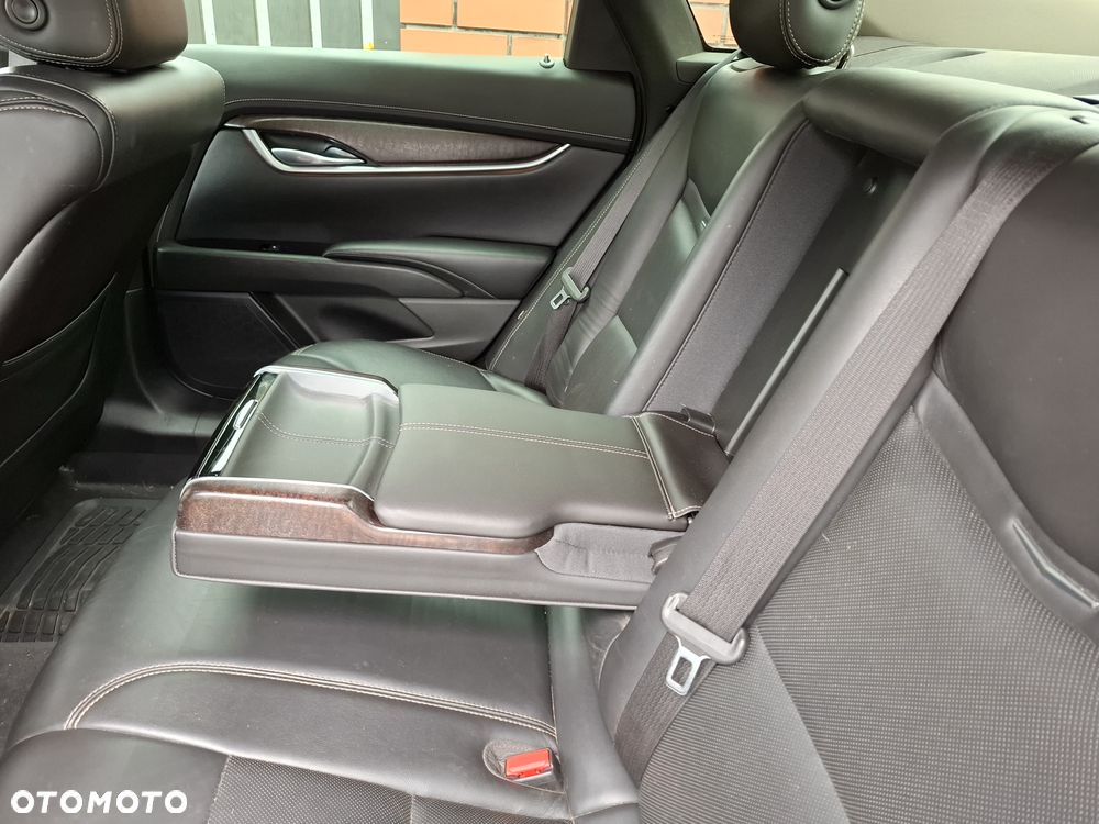 Cadillac XTS - 20
