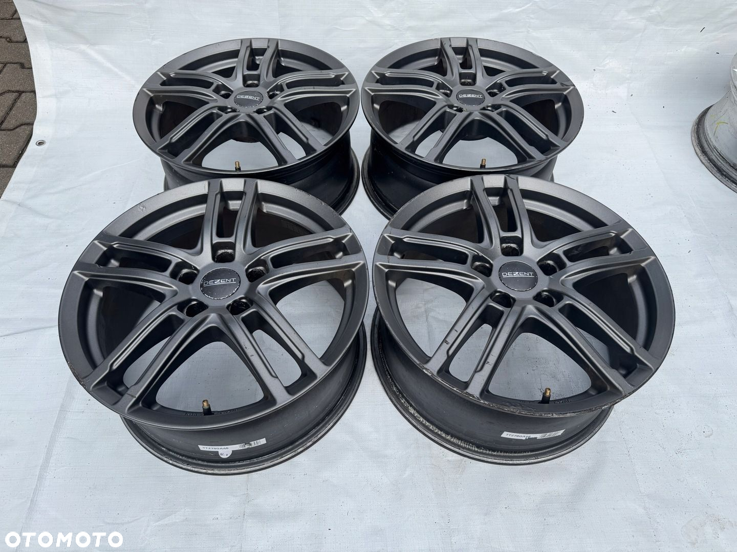 Felgi Dezent Audi VW Mercedes 5x112 7,5J 17" ET48 638 - 2