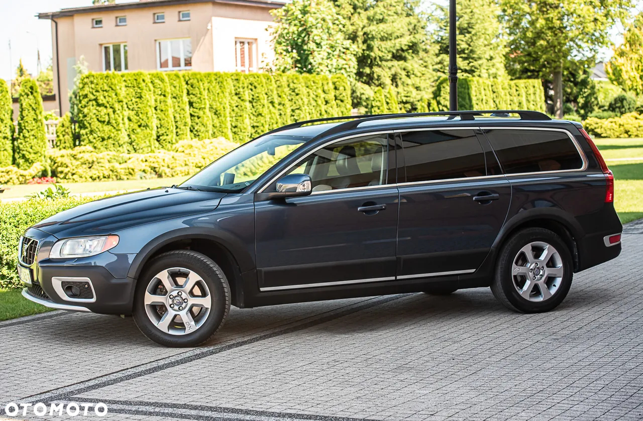 Volvo XC 70 - 12