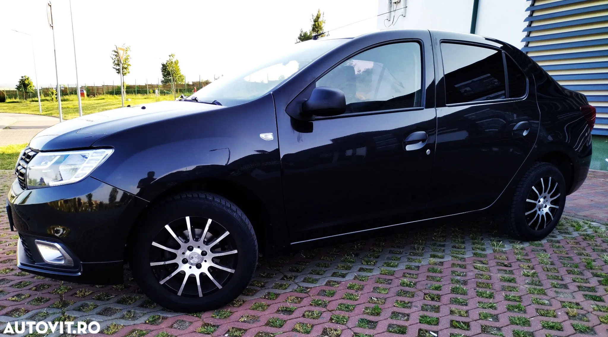 Dacia Logan 0.9 TCe GPL SL PLUS - 4