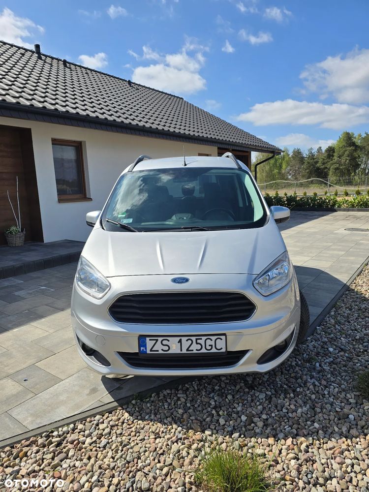 Ford Tourneo Courier - 2