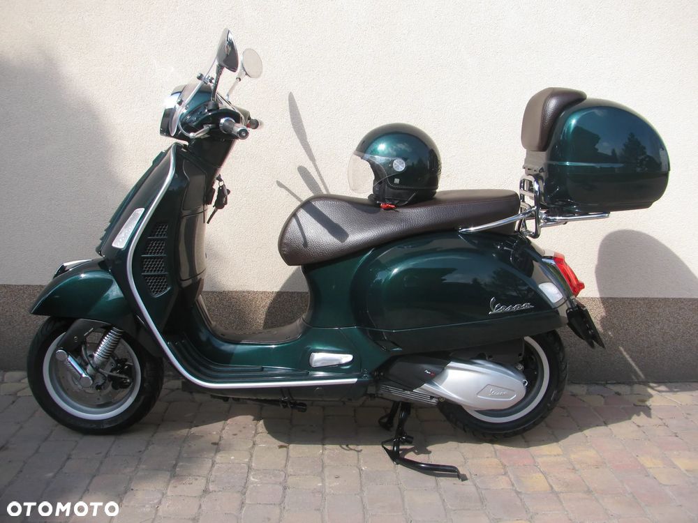 Piaggio Vespa - 24