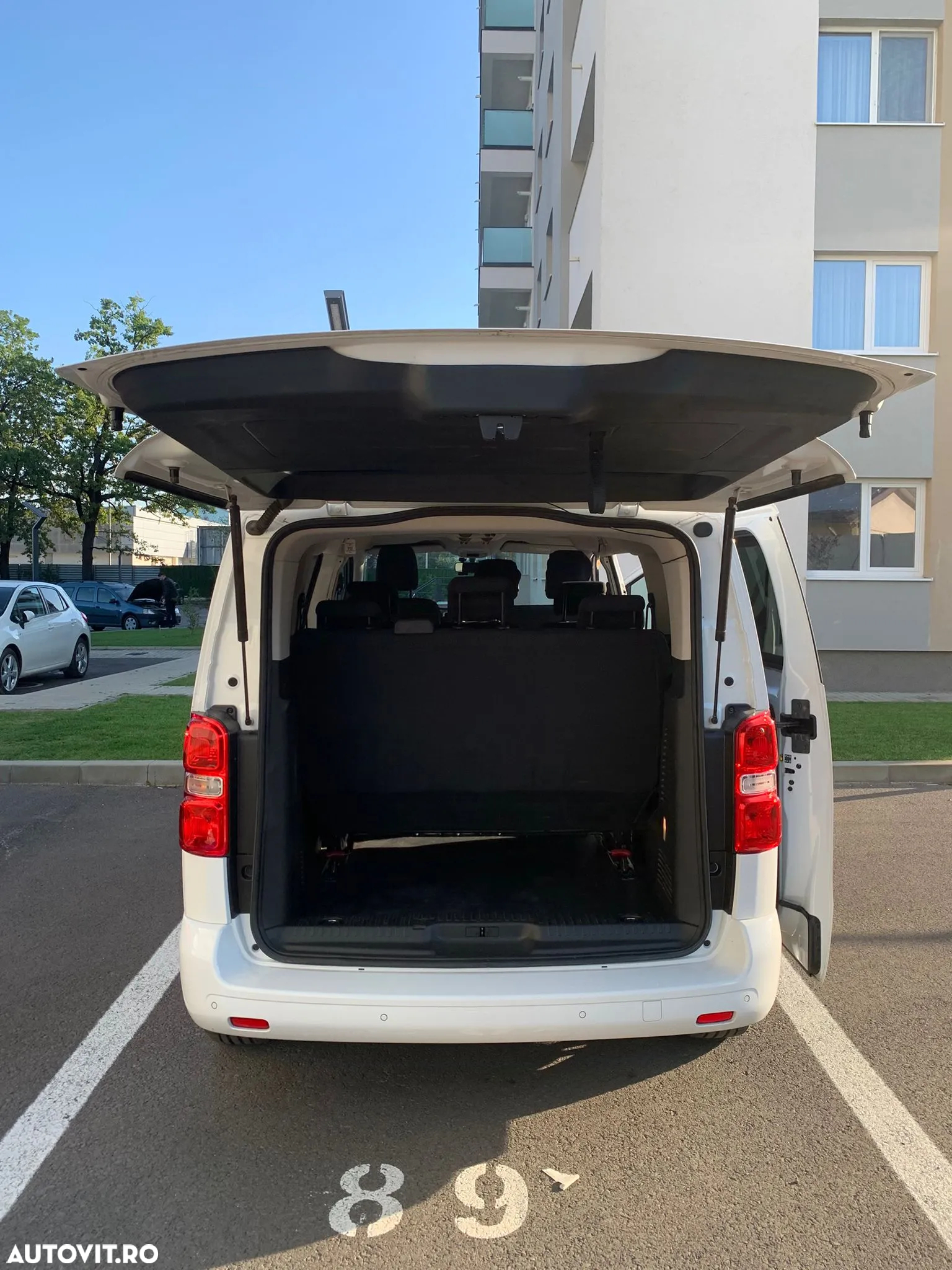 Opel Vivaro Vivaro-e FlexSpace L (50-kWh) - 13
