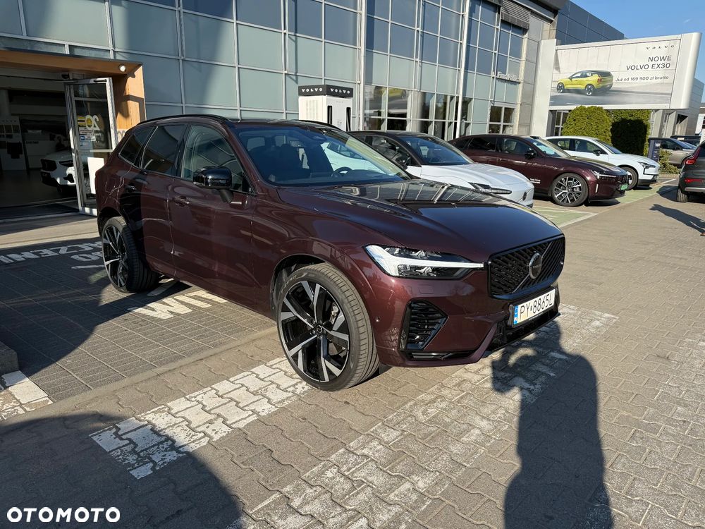 Volvo XC 60 T8 Plug-In Hybrid AWD Ultra Dark - 3