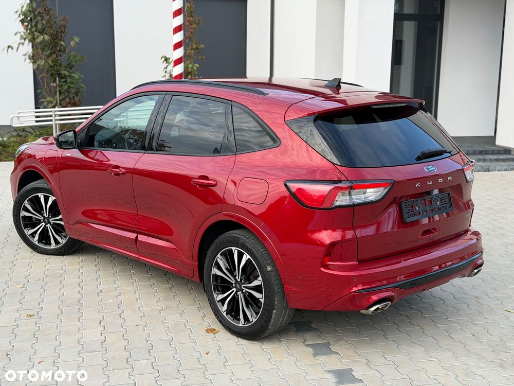 Ford Kuga 2.5 Duratec PHEV ST-LINE X - 17