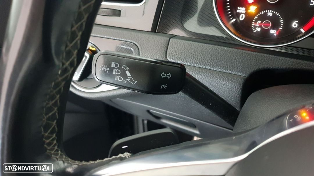 VW Golf 2.0 TDi GTD DSG - 21