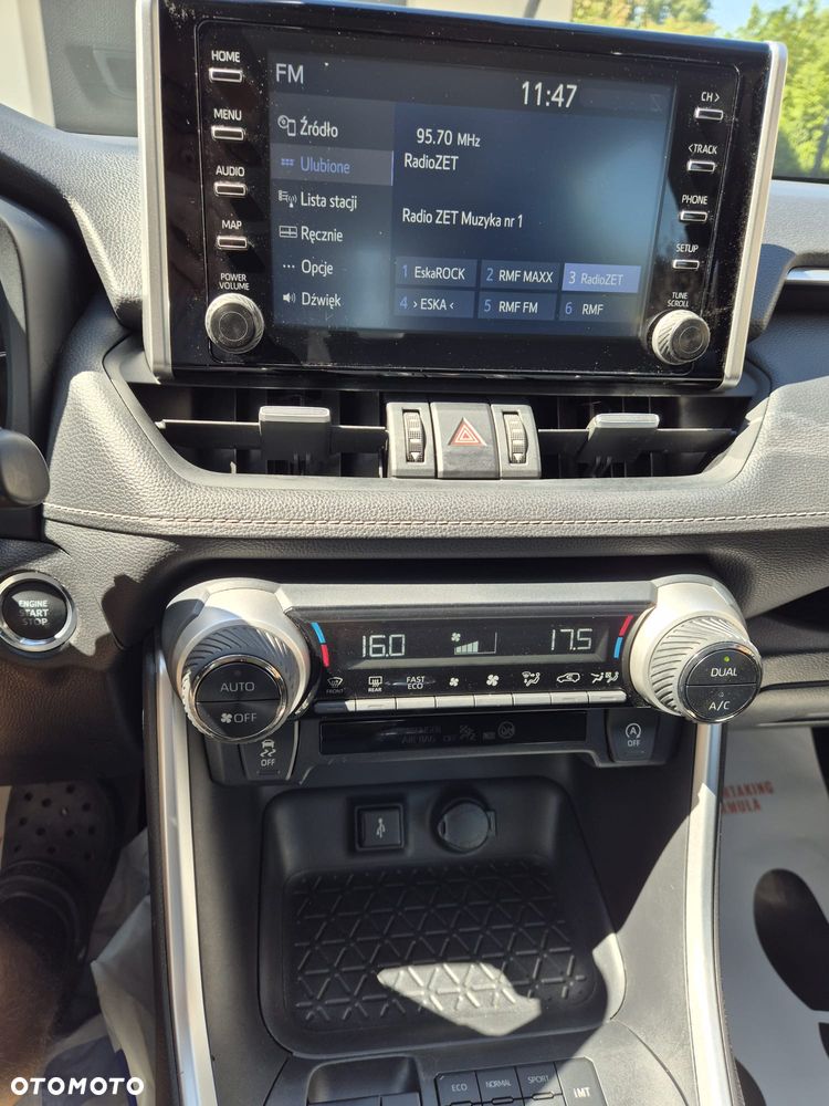 Toyota RAV4 2.0 Comfort 4x4 - 12