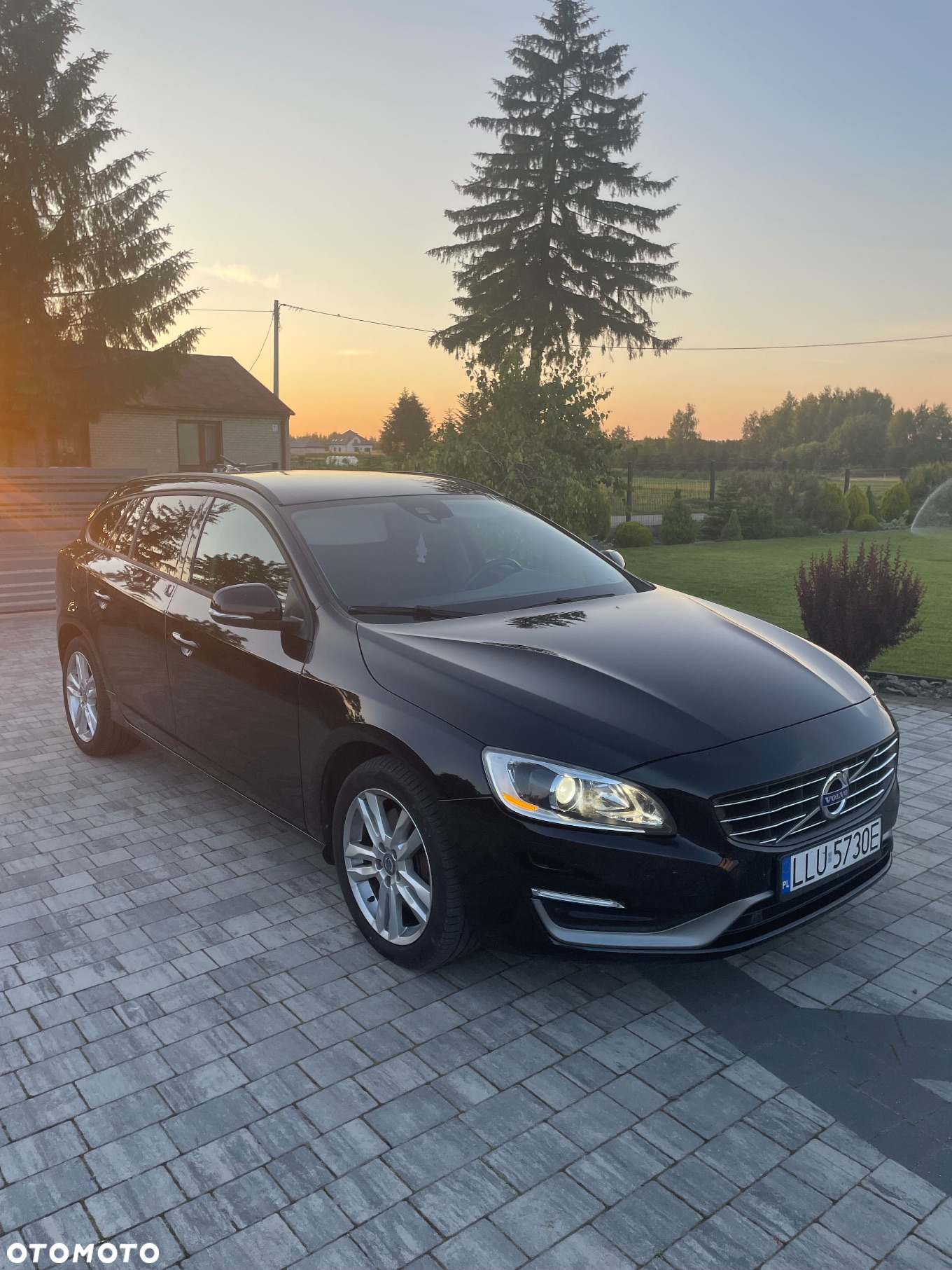 Volvo V60 D4 AWD - 3