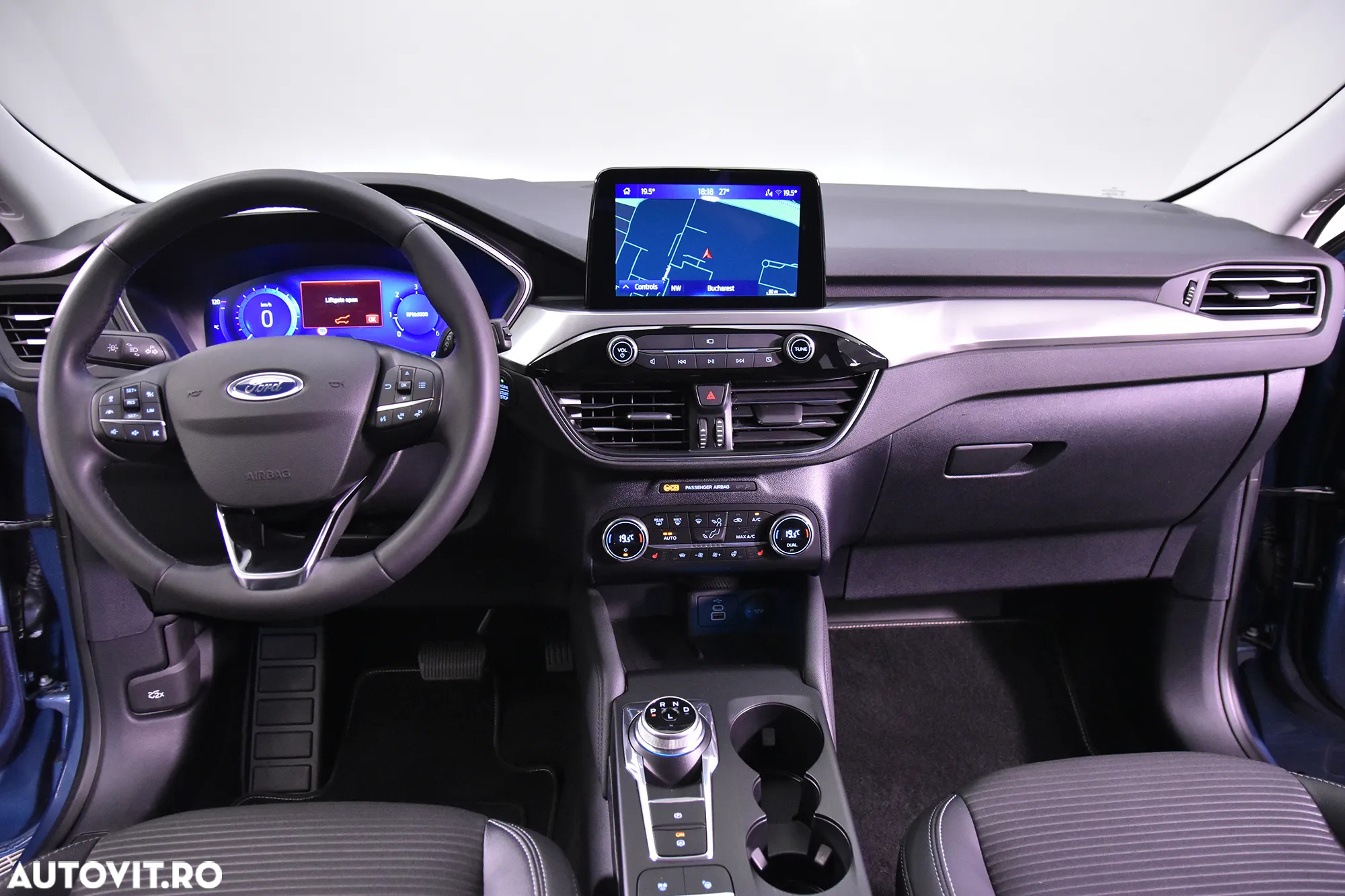 Ford Kuga - 9