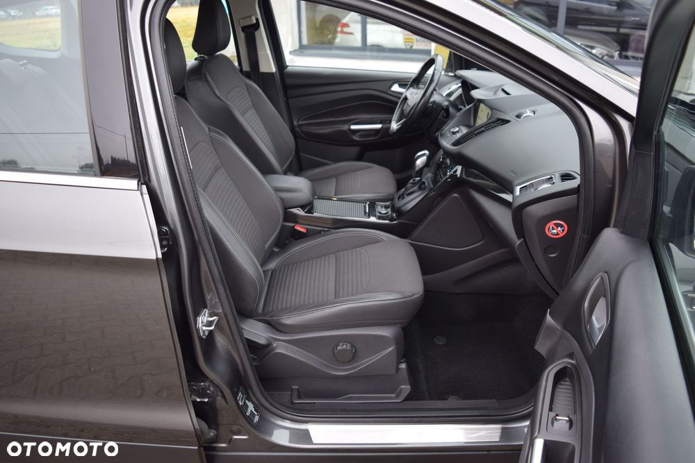 Ford Kuga 2.0 TDCi 4x4 Titanium - 21