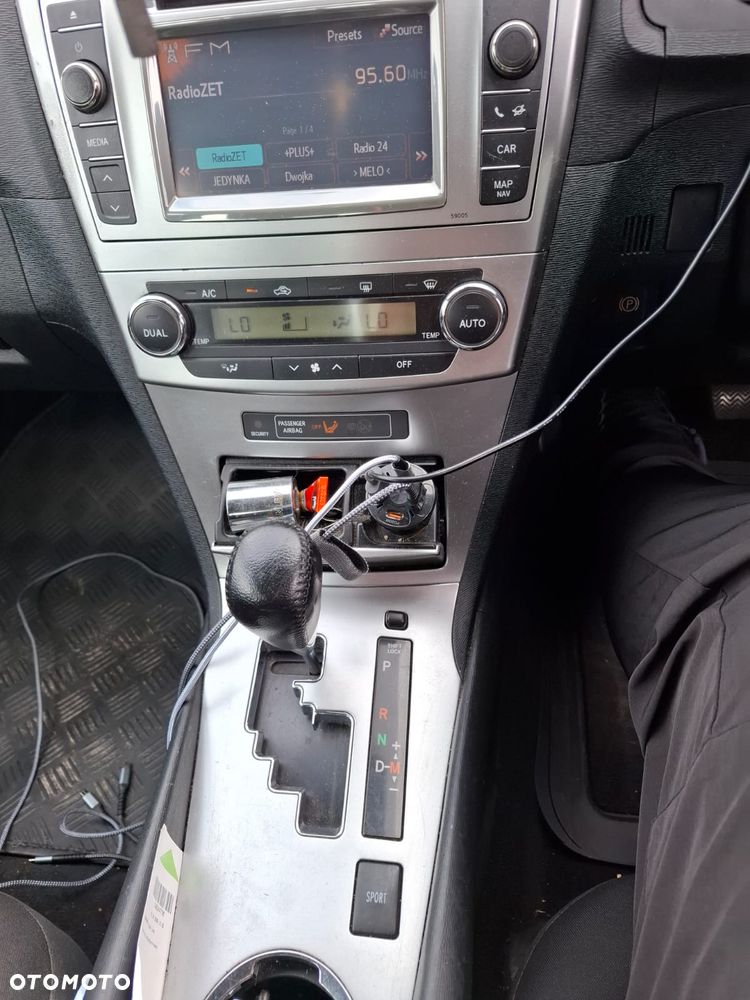 Toyota Avensis - 34