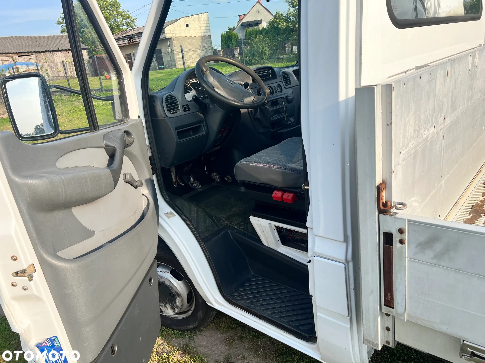 Mercedes-Benz sprinter 413 - 18