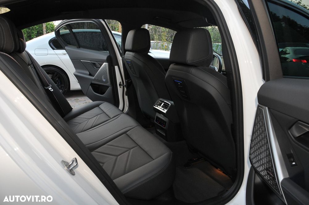 BMW Seria 5 520d Aut. - 8