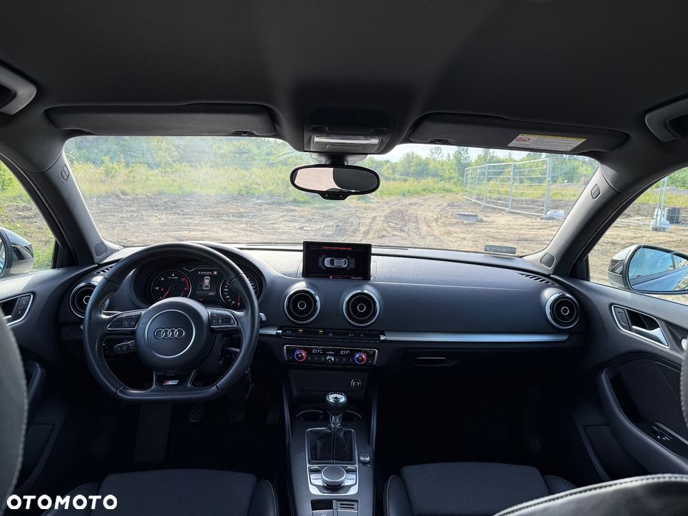 Audi A3 Sportback 2.0 TDI S line Sportpaket - 16