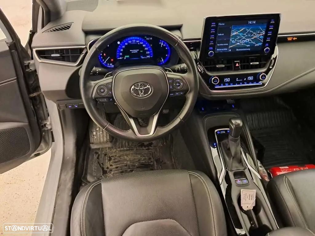 Toyota Corolla 2.0 Hybrid Exclusive - 6