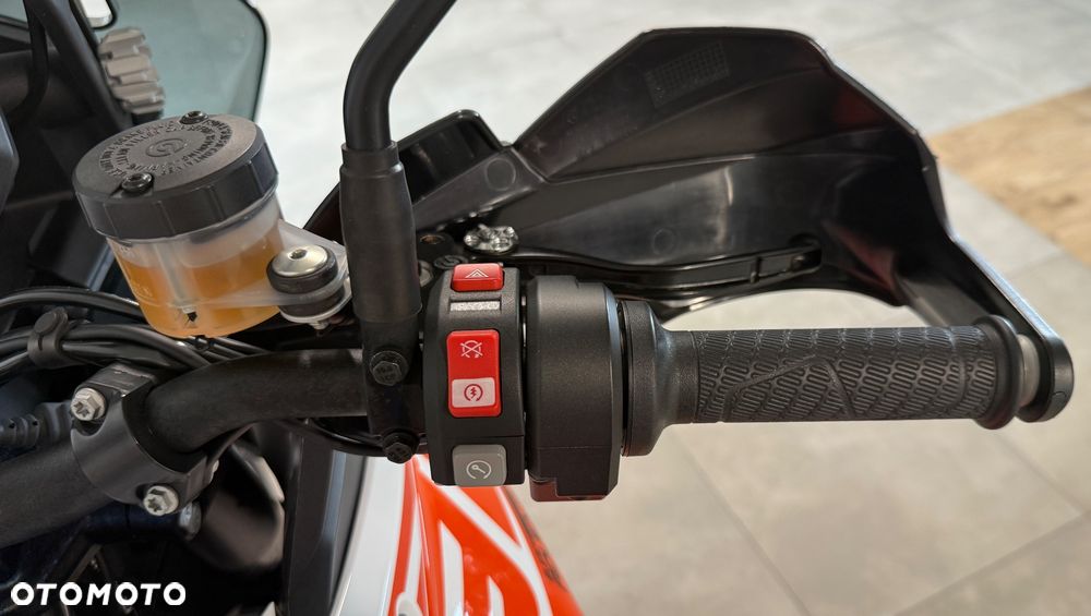 KTM Super Adventure - 11