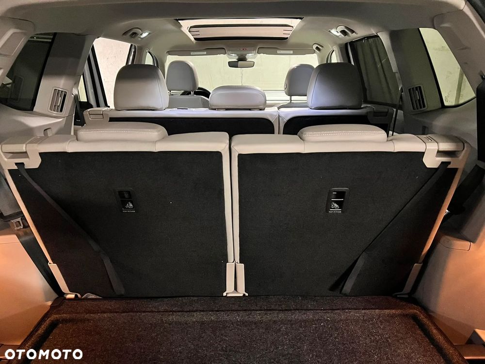 Volkswagen Atlas - 11