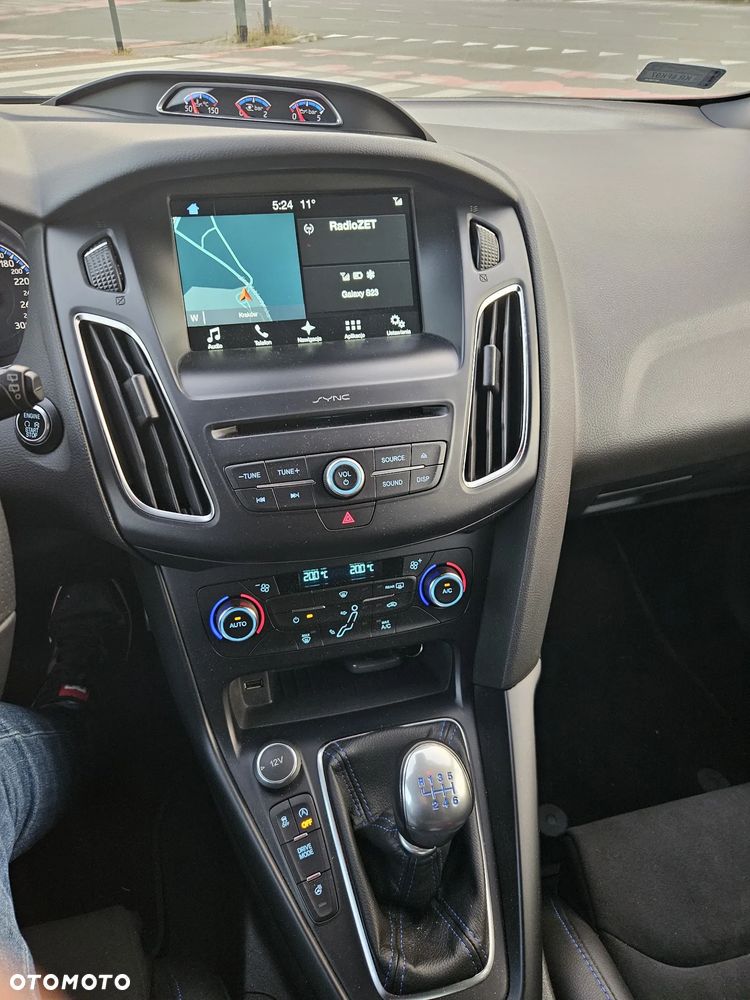 Ford Focus - 7