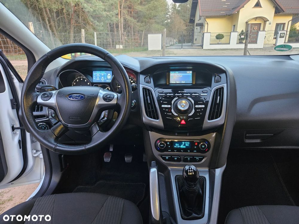 Ford Focus 1.6 Titanium - 8