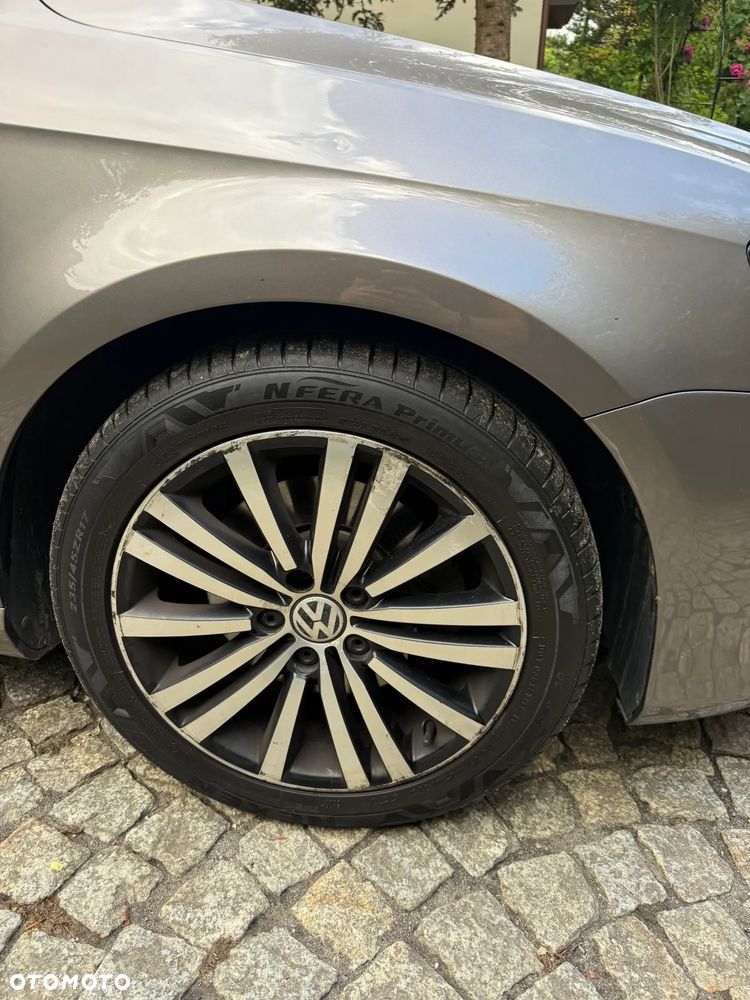 Volkswagen Passat 2.0 TDI 4Mot Highline DSG - 30