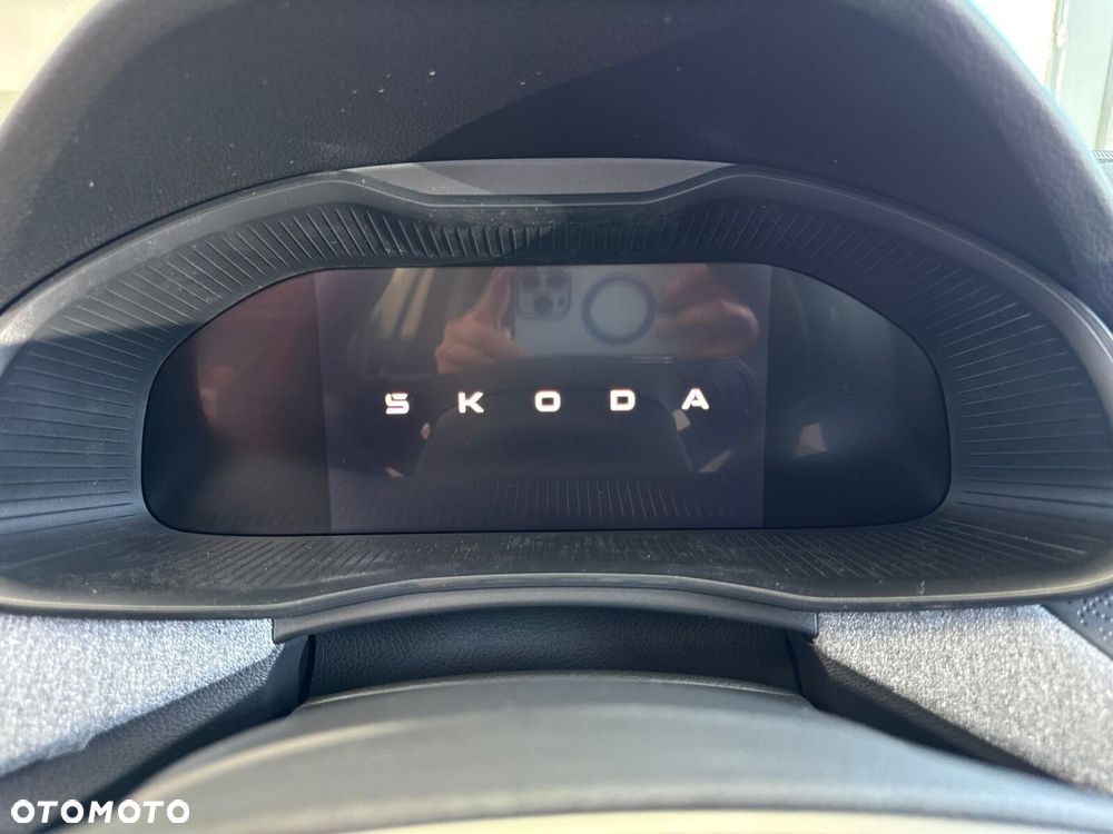 Skoda Scala 1.5 TSI Drive DSG - 17
