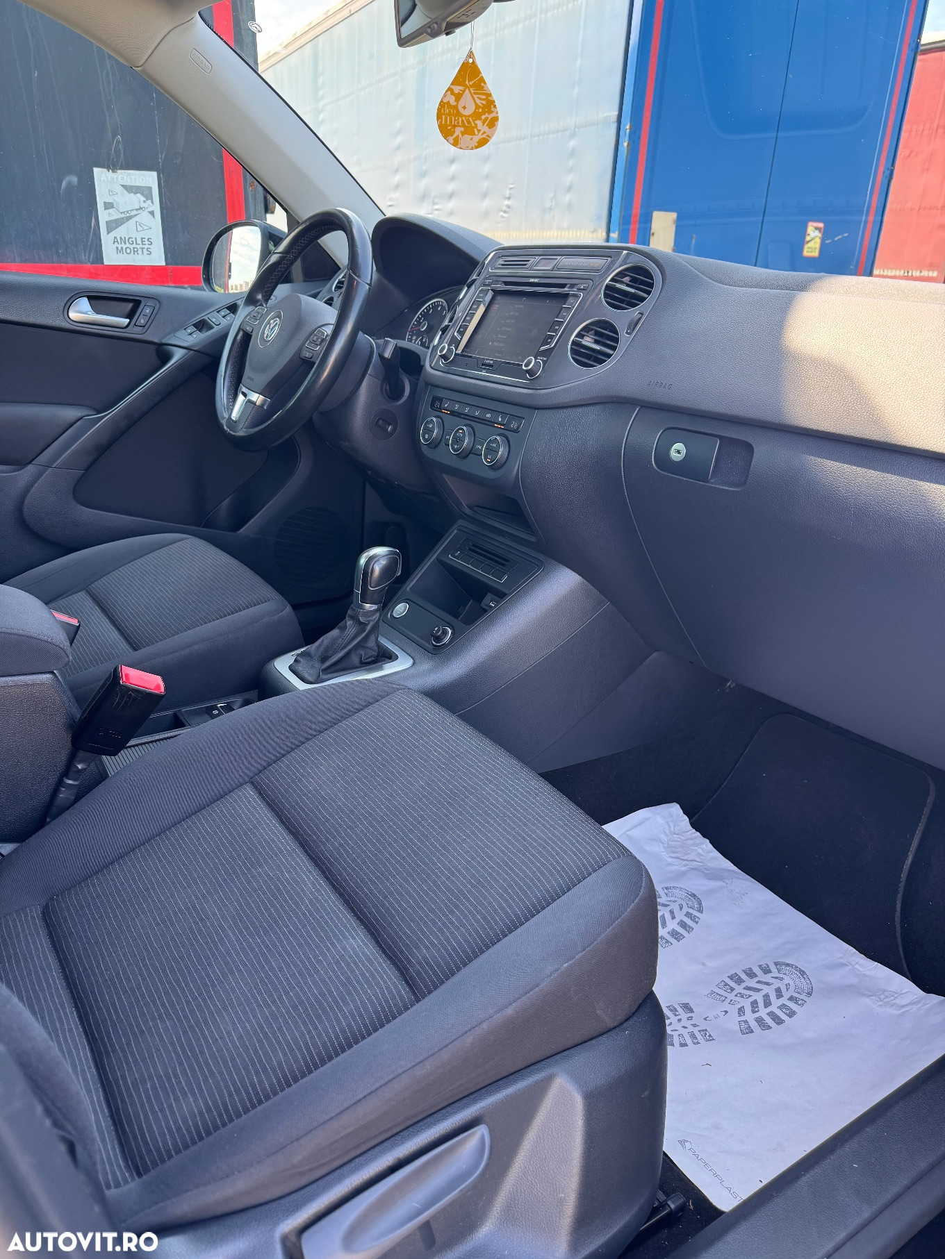Volkswagen Tiguan 2.0 TSI 4Motion DSG Sport & Style - 6