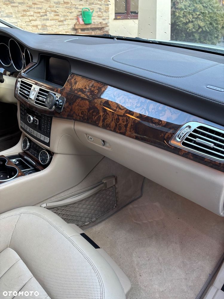 Mercedes-Benz CLS 500 7G-TRONIC - 15