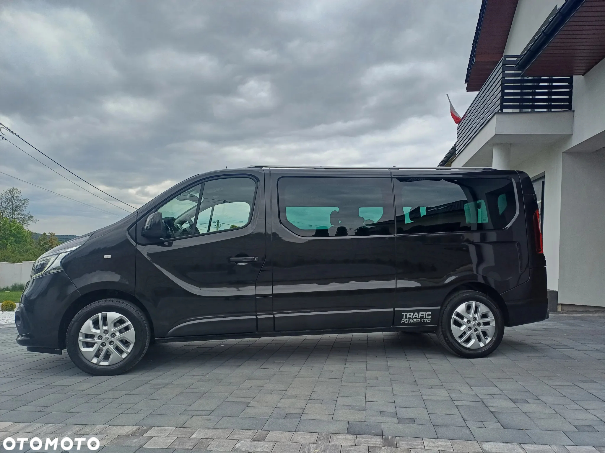 Renault Trafic - 2