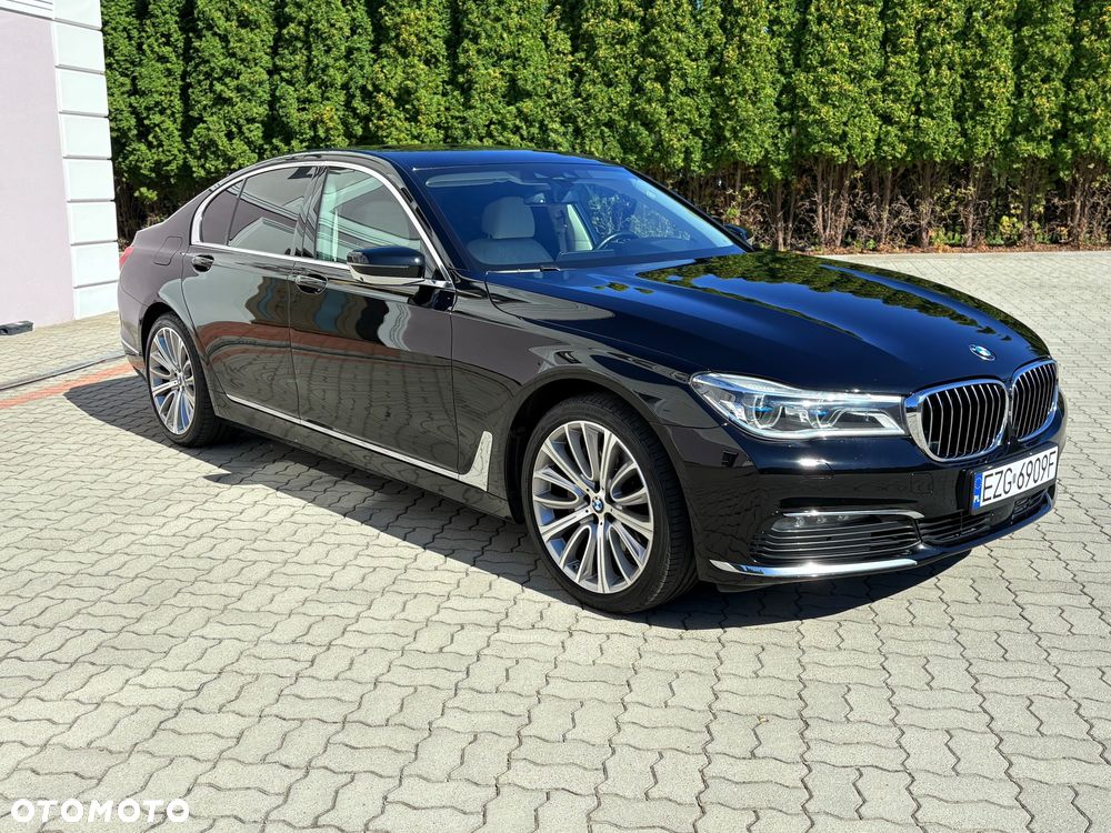 BMW Seria 7 740d xDrive - 12