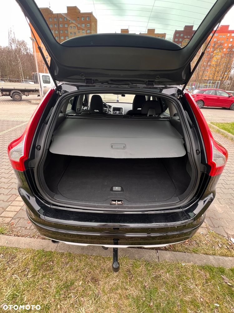 Volvo XC 60 D3 Drive-E Momentum - 12