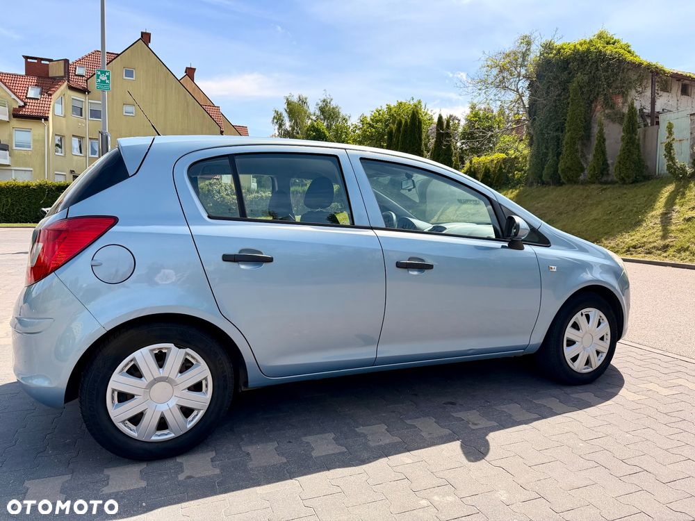 Opel Corsa 1.4 16V - 4