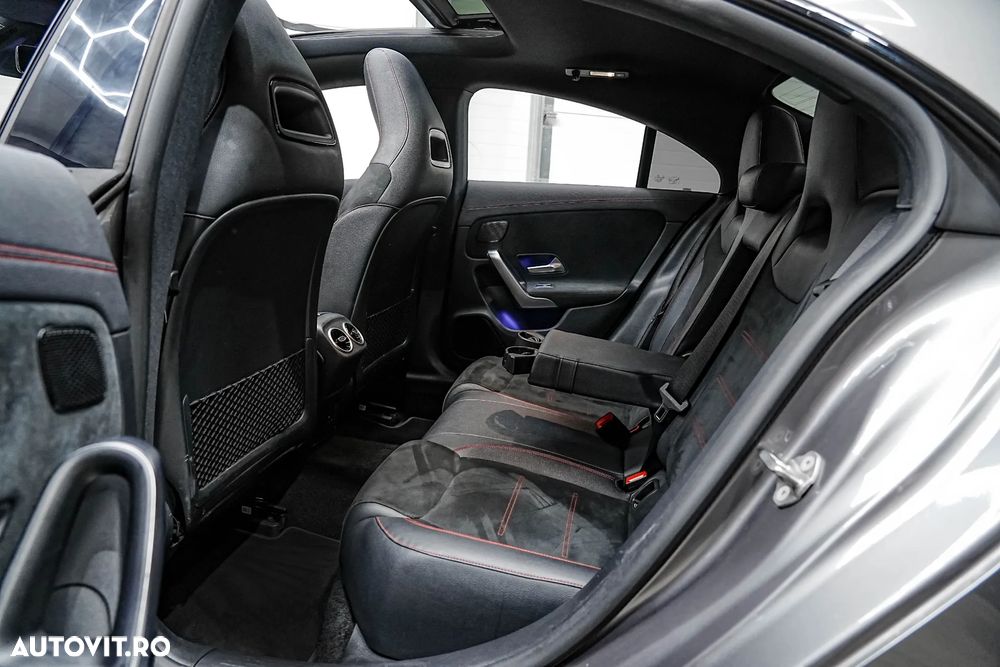 Mercedes-Benz CLA 180 7G-DCT Edition AMG Line - 8