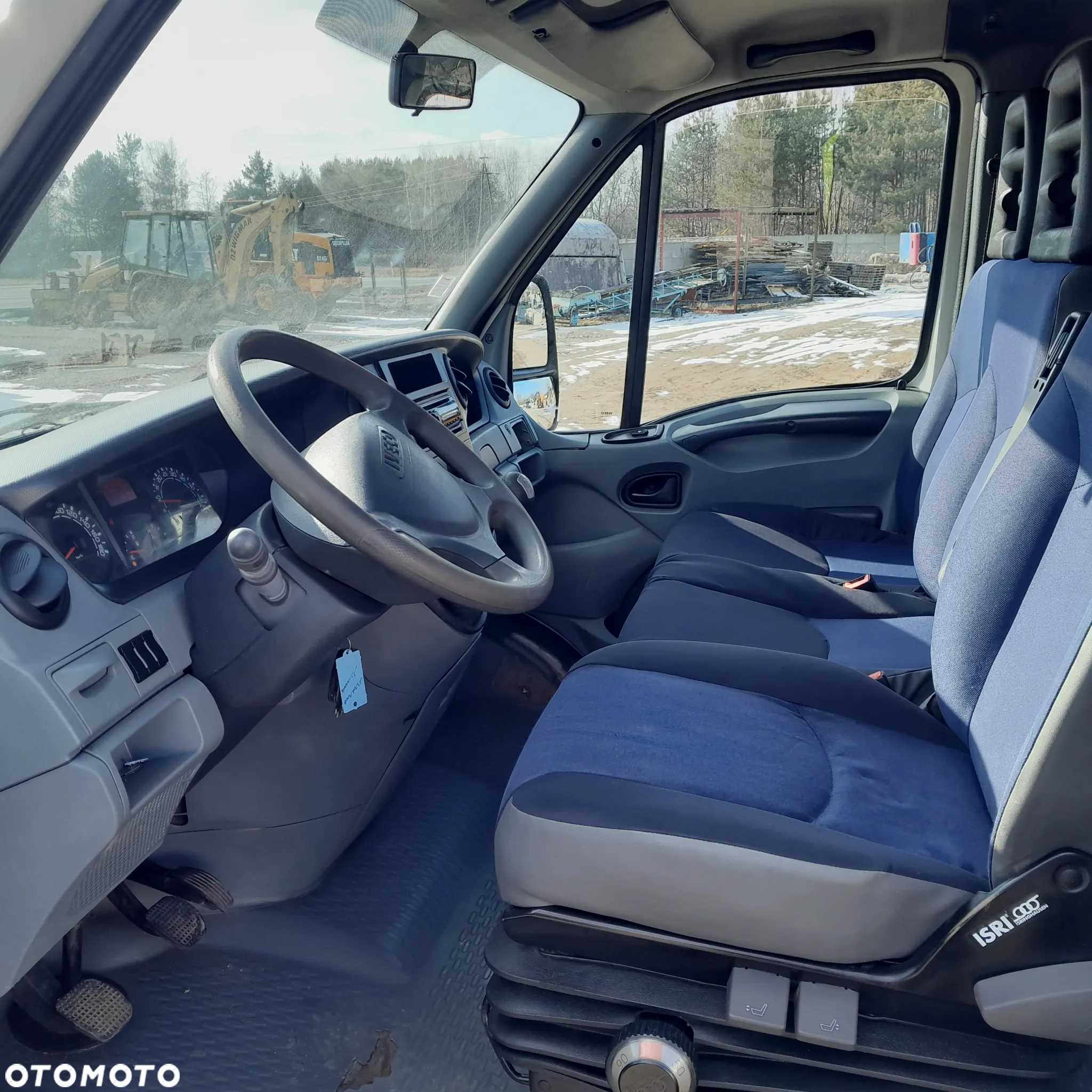 Iveco 35C12 - 9