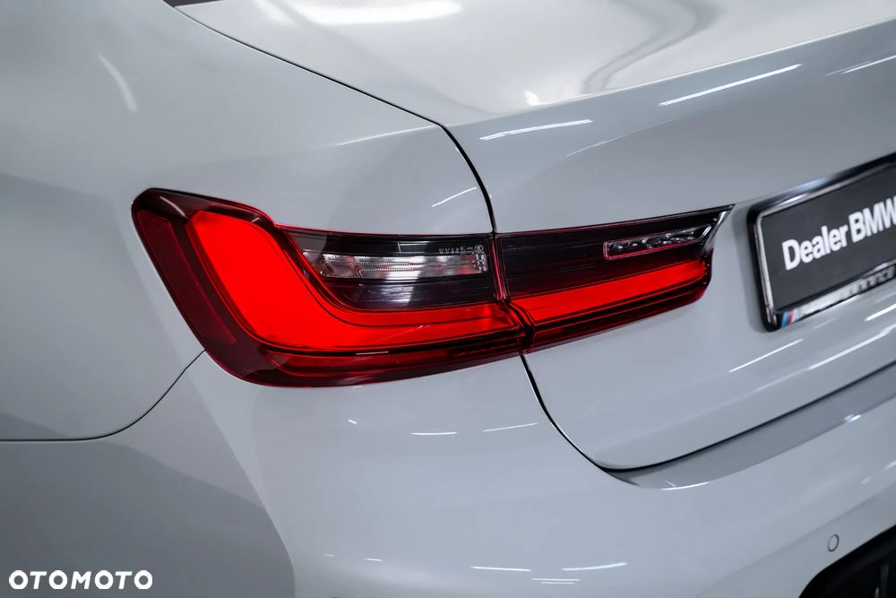 2026 BMW Seria 3 318i M Sport, photograph 8
