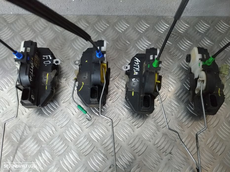 Fechadura Porta Opel Astra J P10 2009 a 2015 - 2